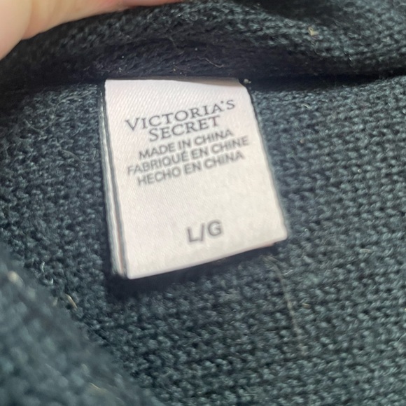 Victoria's Secret Black Pom Pom Slide-on Slippers - Picture 2 of 2